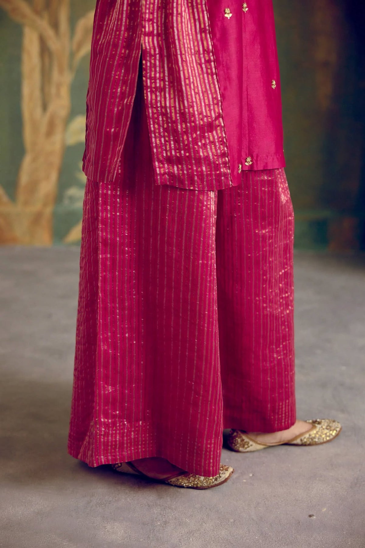 Rani Sharara Set