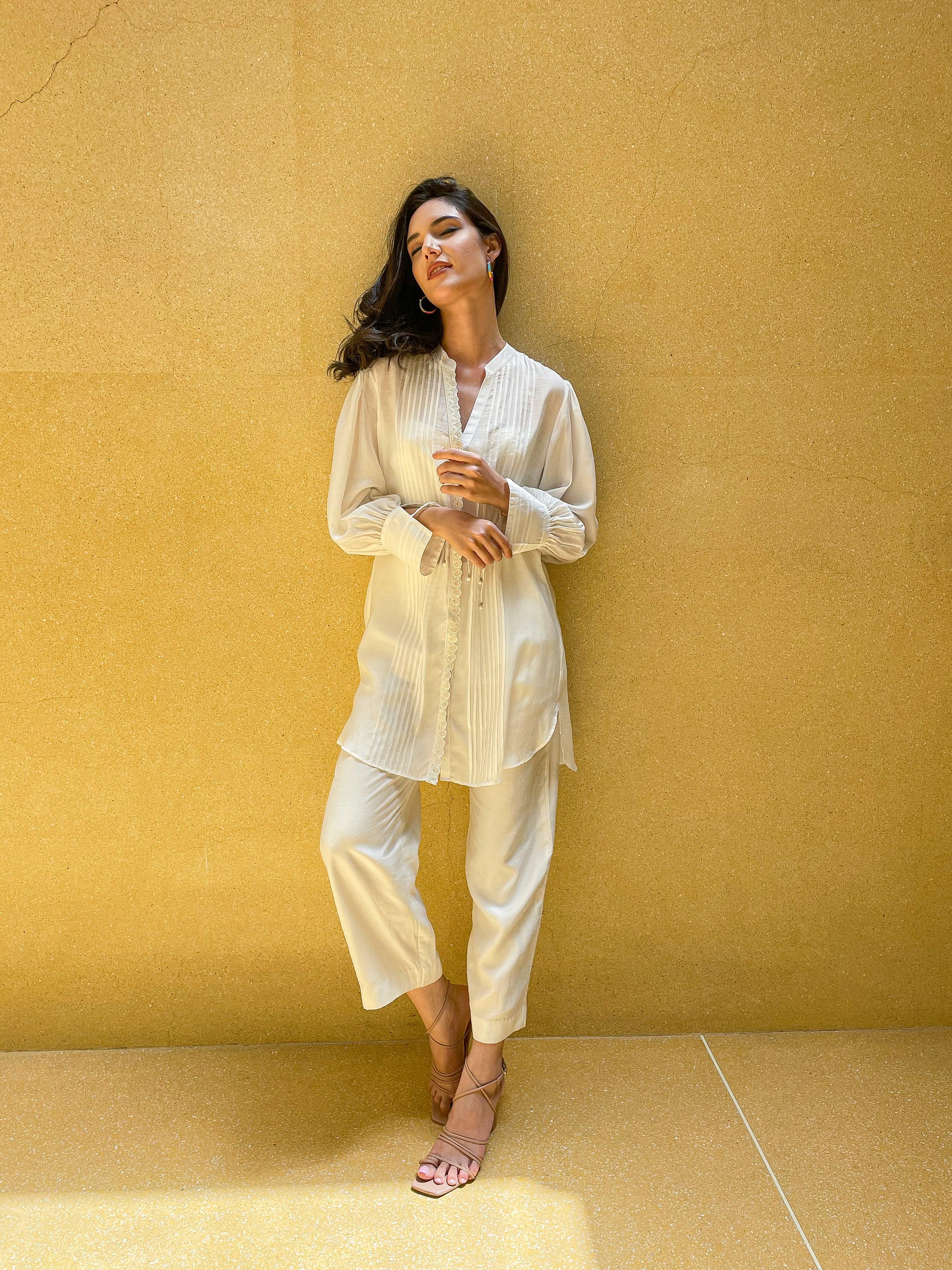 Pearl White Pintuck Kurta - Kapaas