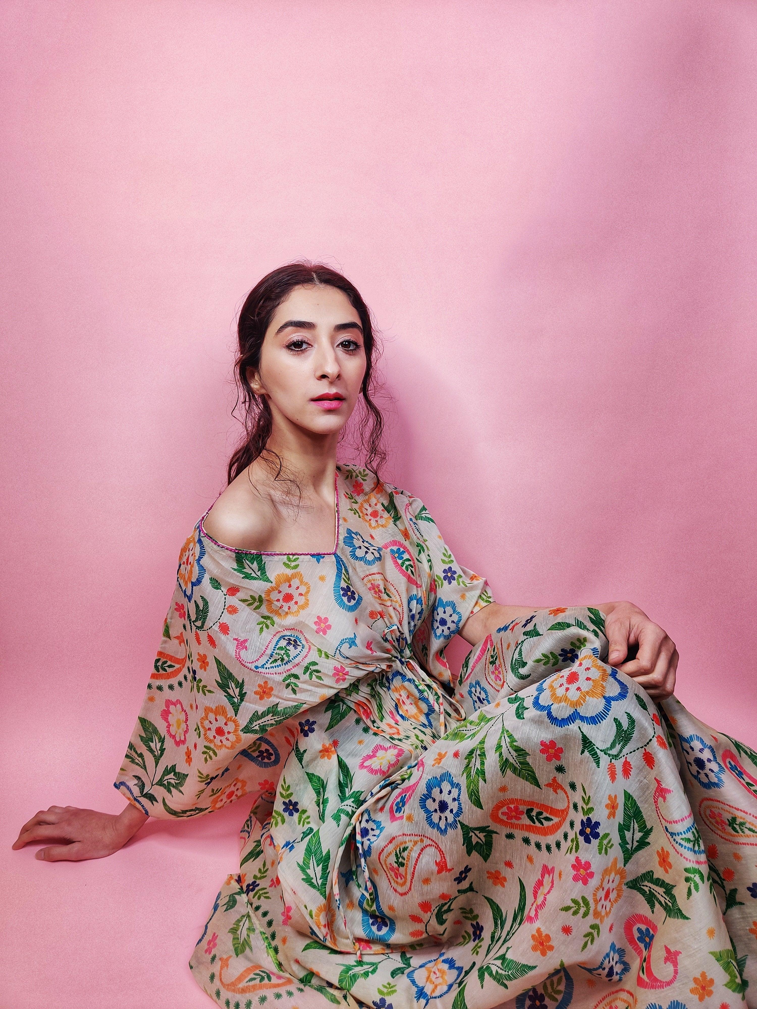 Ivory Paisley Pintuck Kaftan