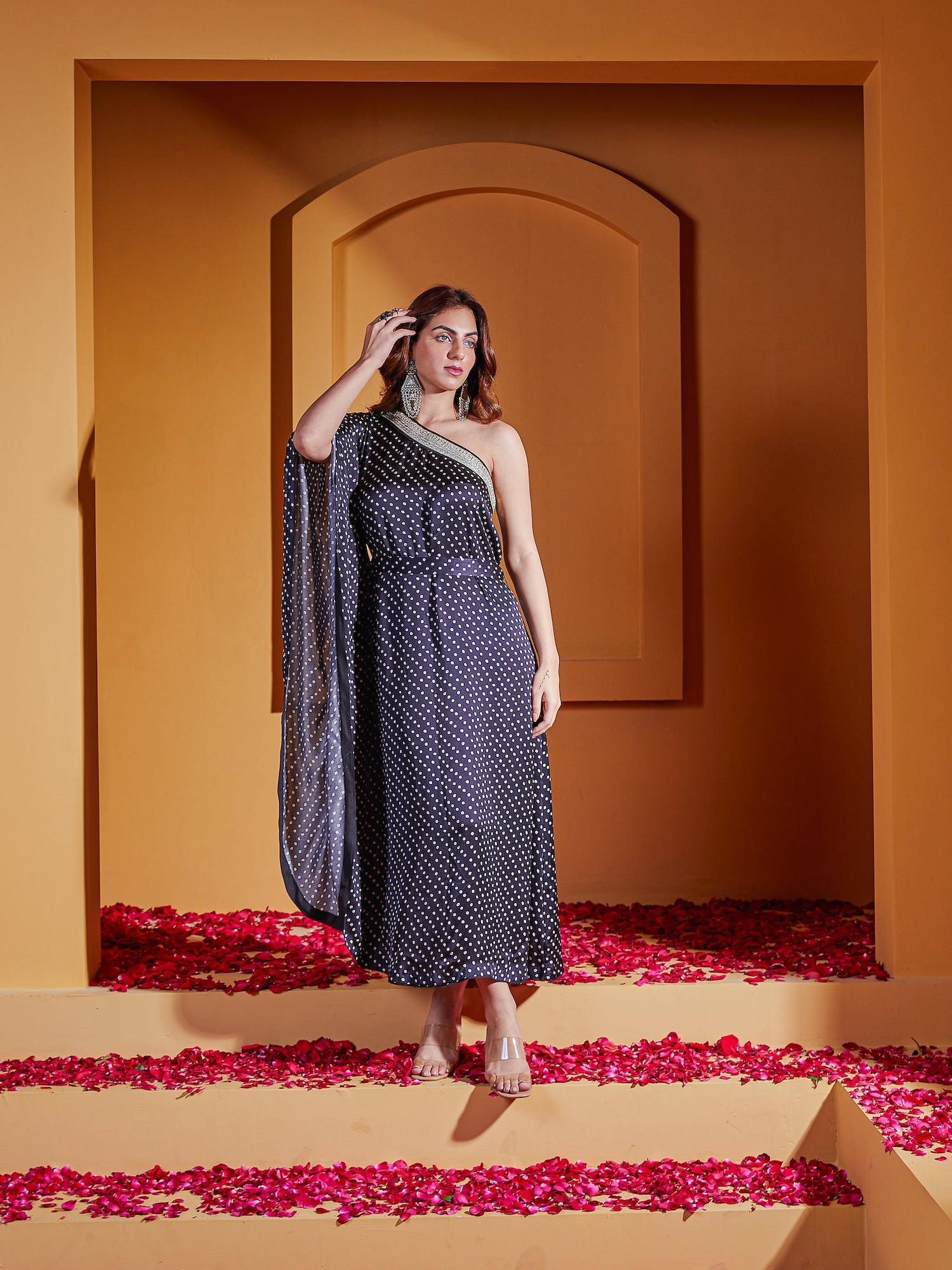 OFF SHOULDER KAFTAN SHAKESPEARES GARDEN