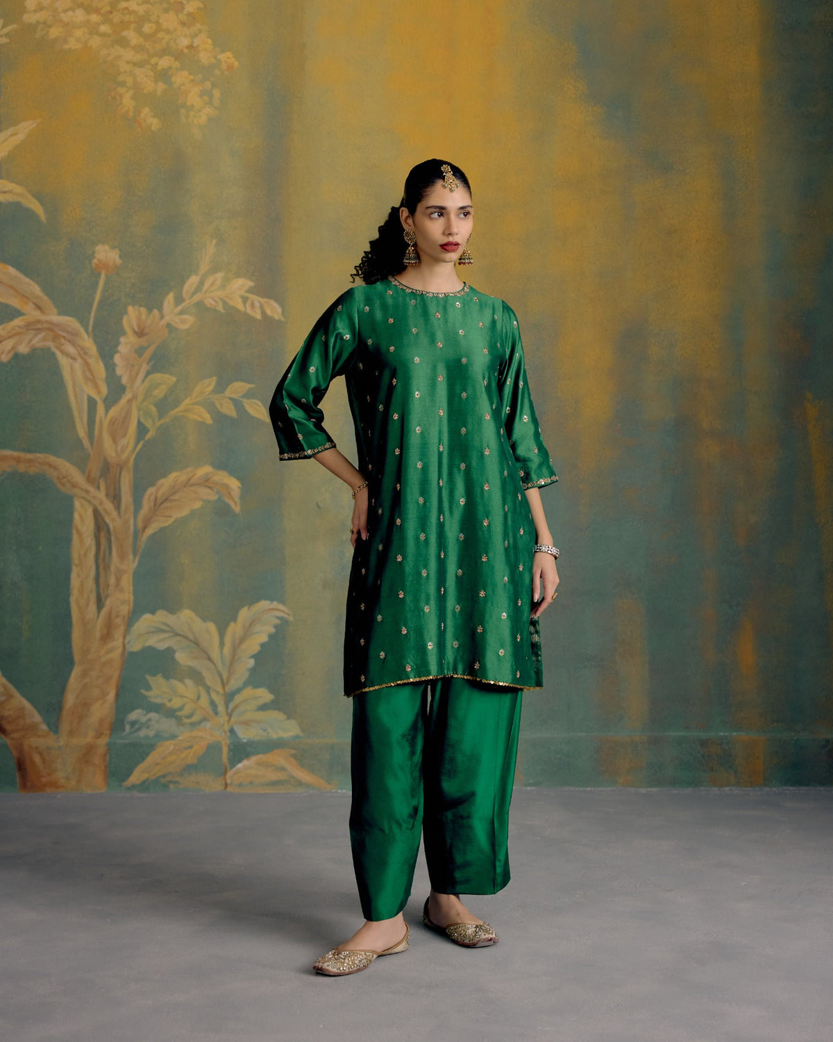 Patchouli Kurta Set
