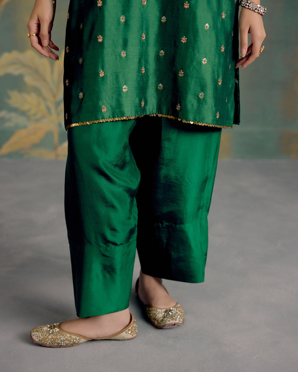 Patchouli Kurta Set