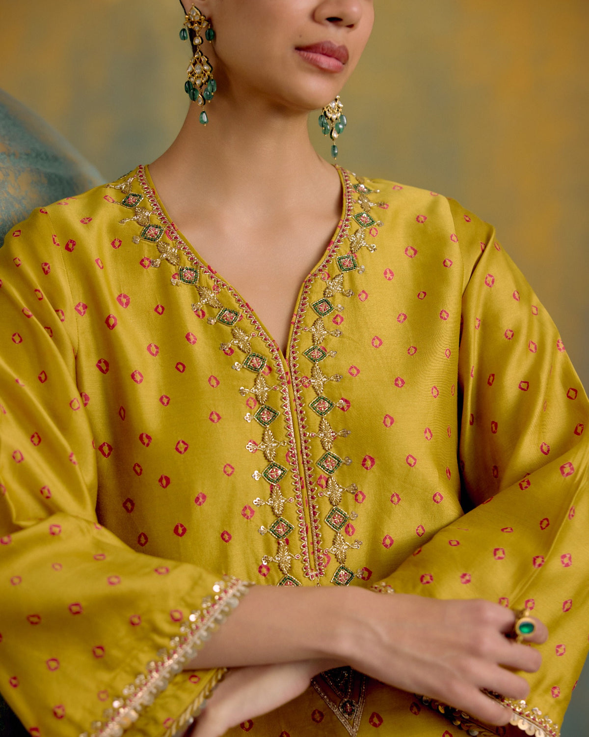 Kesar Suit Set