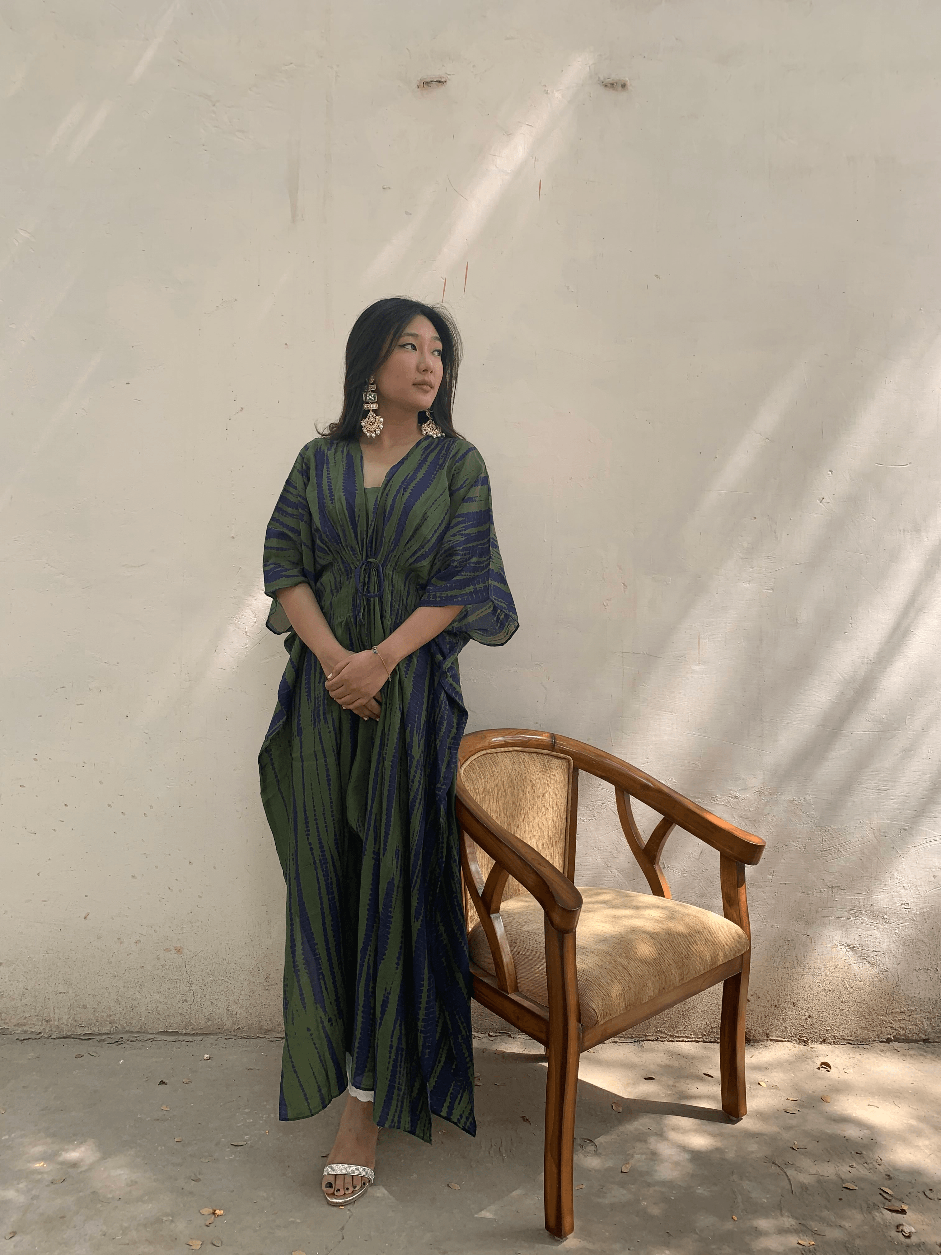 [Black Tie and Dye Pintuck Kaftan] - [Kapaas]